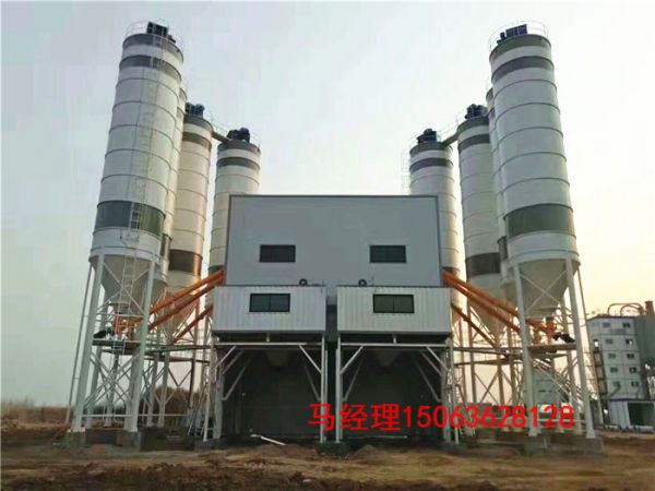 在使用初期，混凝土攪拌站有什么注意事項(xiàng)？